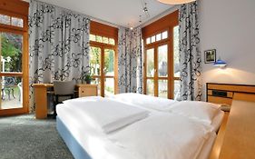Villa Waldperlach By Blattl
